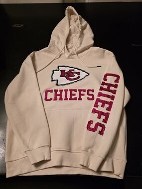 NEW Women's NFL Bedazzled Cream Chiefs Hoodie